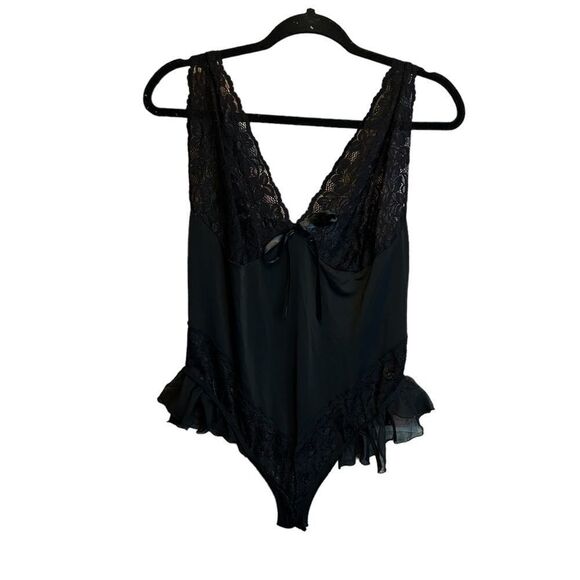Amoureuse Teddy Sheer Bodysuit Medium - Picture 1 of 5